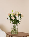 Blush Lily Rosen-Lilien-Strauss - mittlere Groesse
