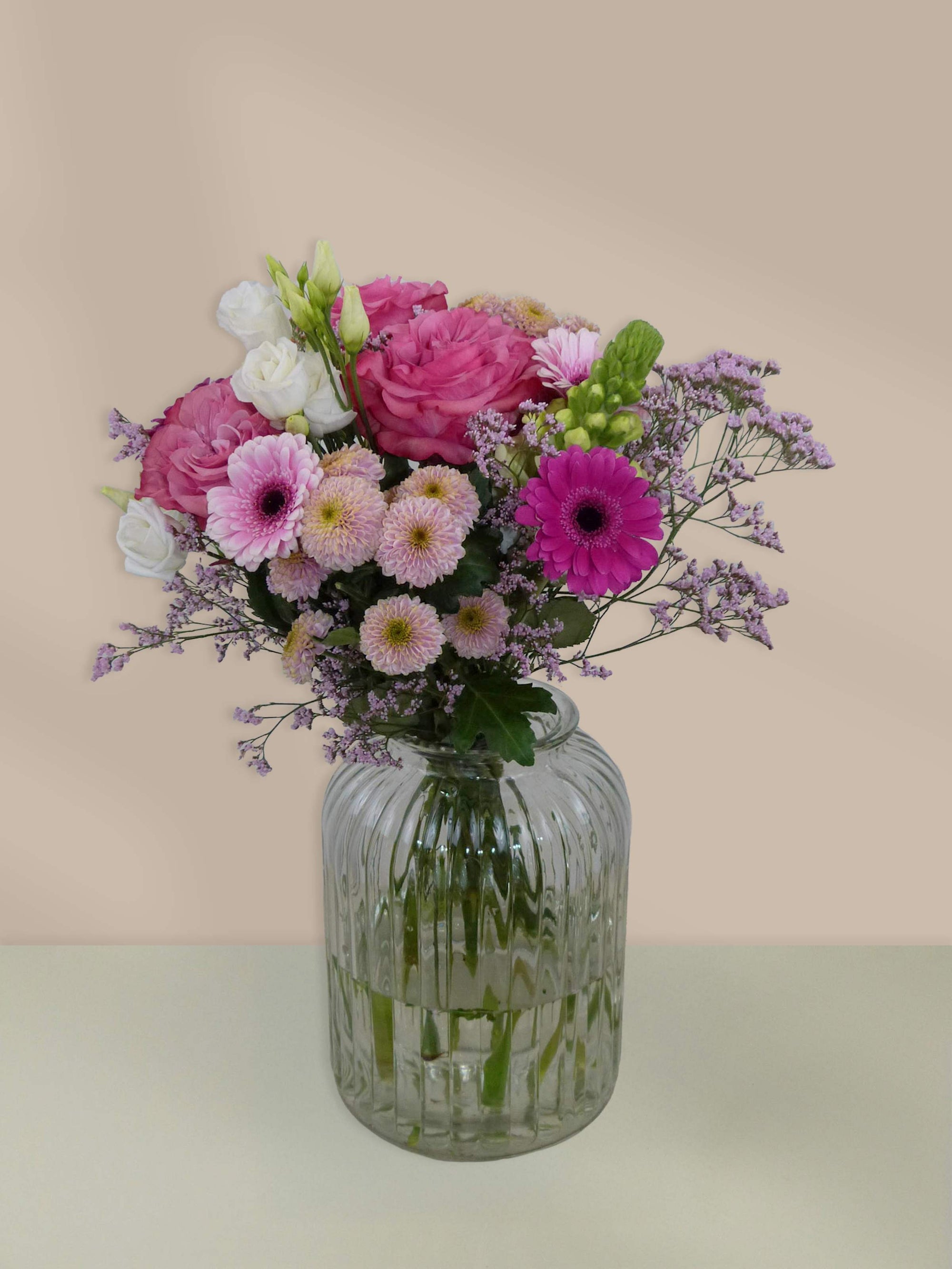 Pink Paradise – Bunter Blumenstrauß mit Lilien in Violett- und Rosatönen für ganz Österreich