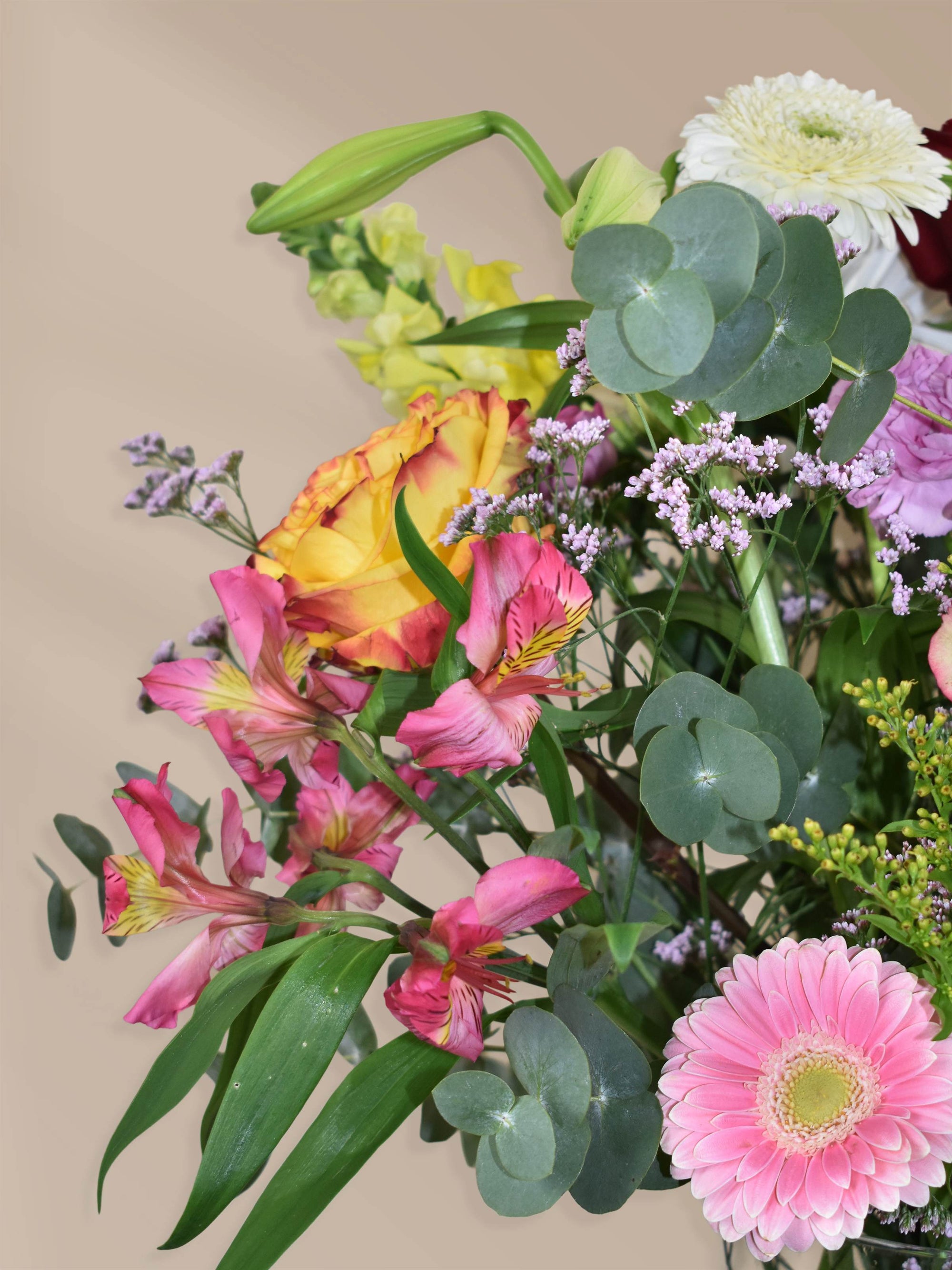 Detailansicht vom Festival of Flowers – Frische Blumen liefern lassen mit Wunschlieferdatum