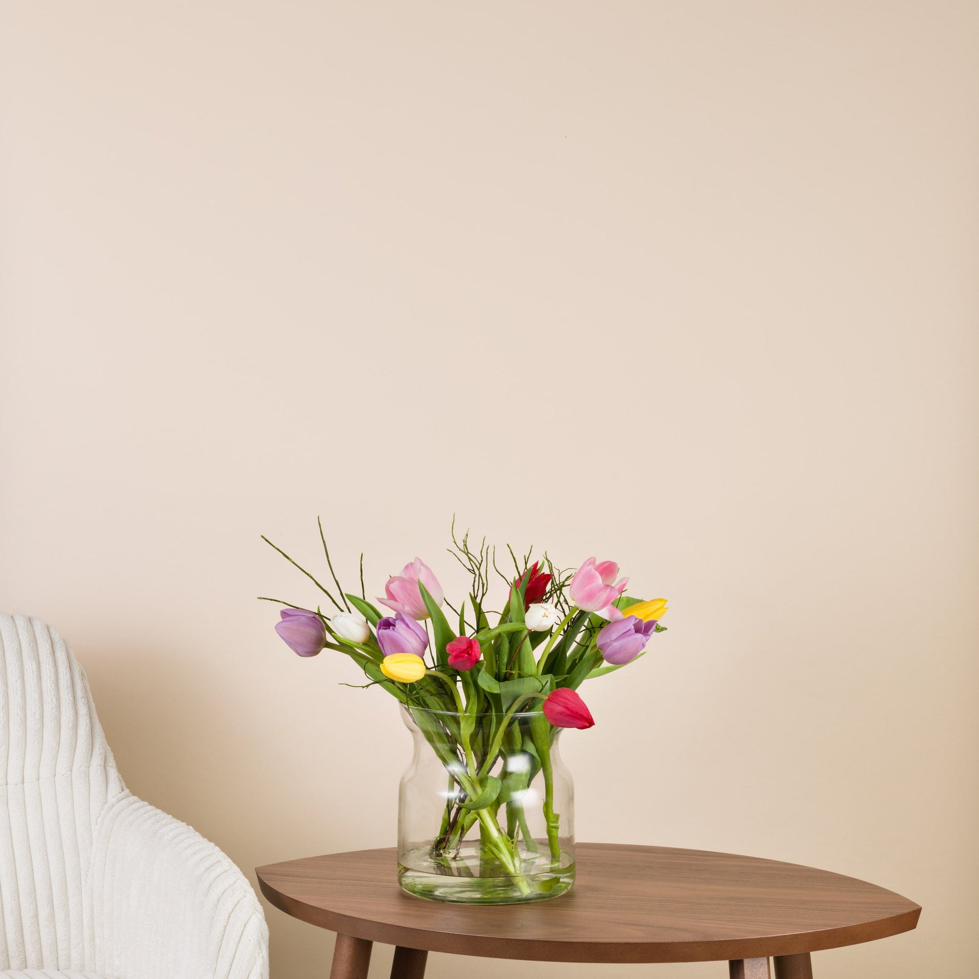 Bunter Tulpenstrauss in Weiss, Gelb, Lila und Rot - kleine Groesse