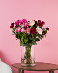 Rosenstrauss mit Sprayrosen in Rosa und Rot